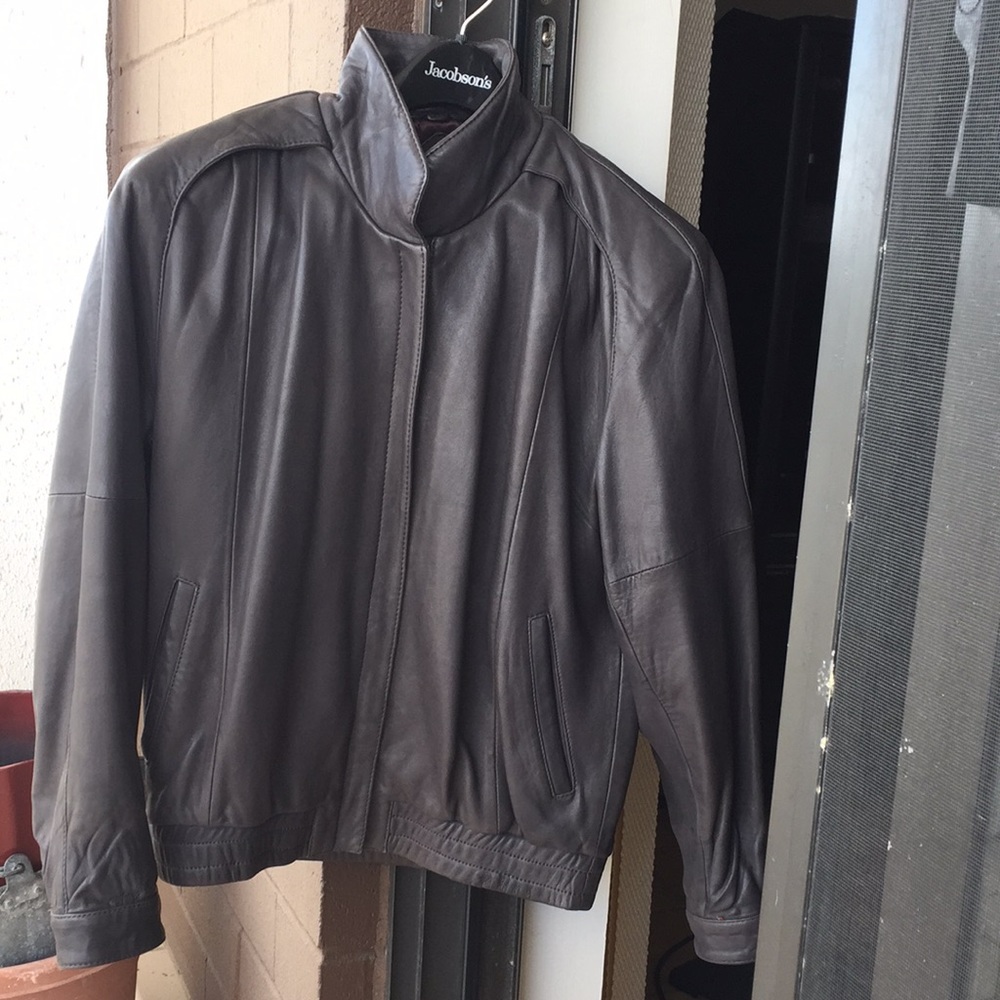 JUST FOUND NEW LADIES leather/lamb bomber. Great gift! NAMED AFTER ME! - Picture 3 of 9